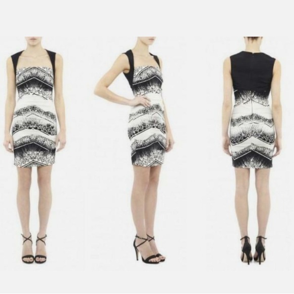 Nicole Miller Dresses & Skirts - Nicole Miller Artelier Chevron Black and White Batik print Dress Size 12 Party
